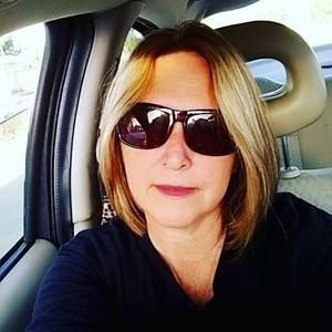 Meet your Posher, Tina